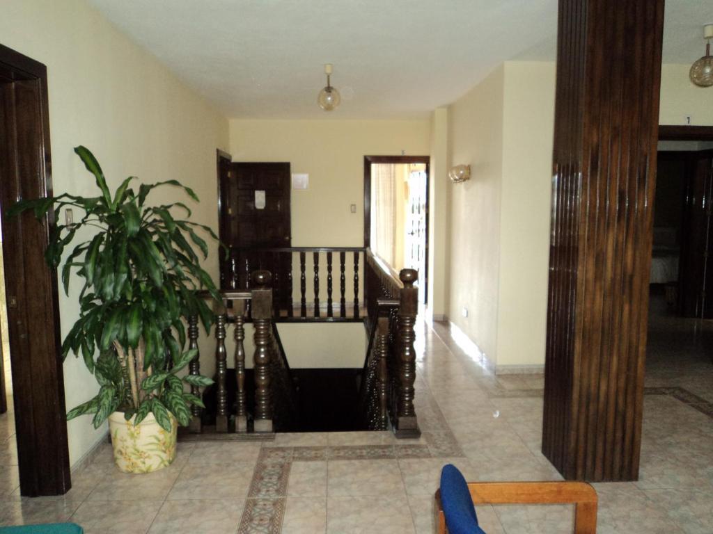 Hotel Cantabria Guatemala City Exterior foto